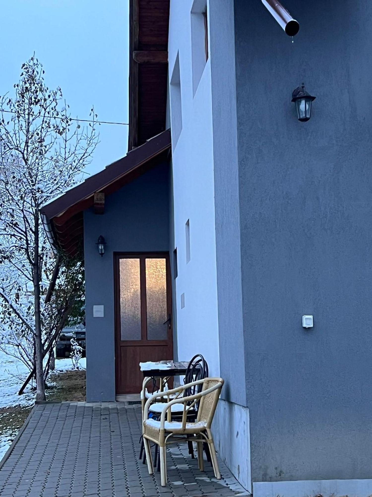 Hotel Casa Cristalul Muntilor Poiana Mărului Exterior foto