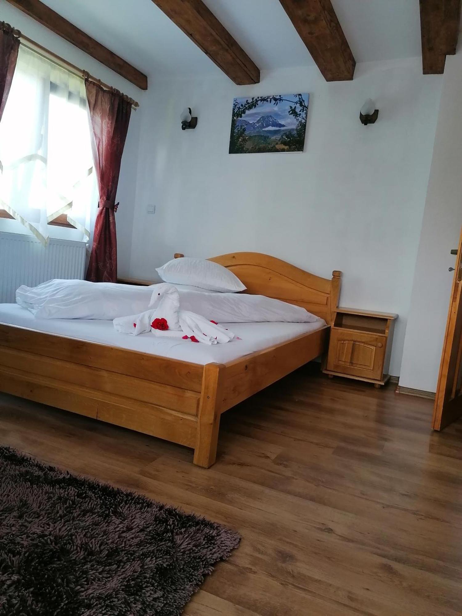 Hotel Casa Cristalul Muntilor Poiana Mărului Habitación foto